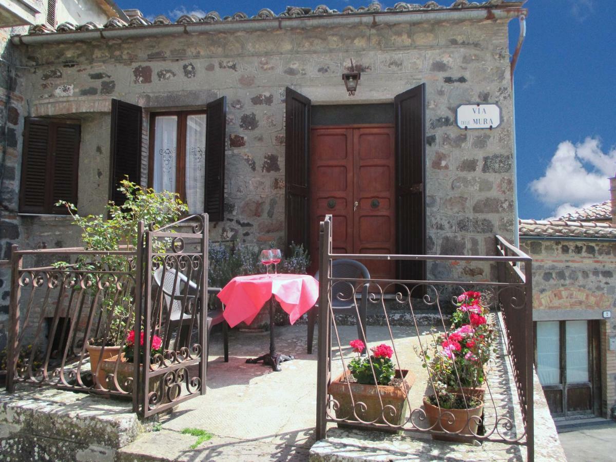 Casa Della Piazza Villa Radicofani Luaran gambar